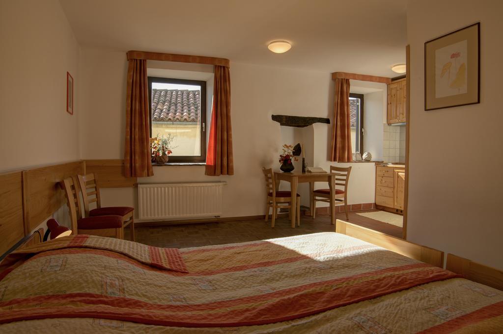 Apartmaji In Sobe Marija Jera Štanjel Værelse billede